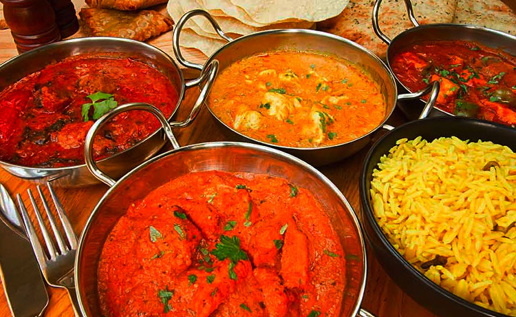 A picture of a selection of Indian dishes from a restaurant in Mojácar